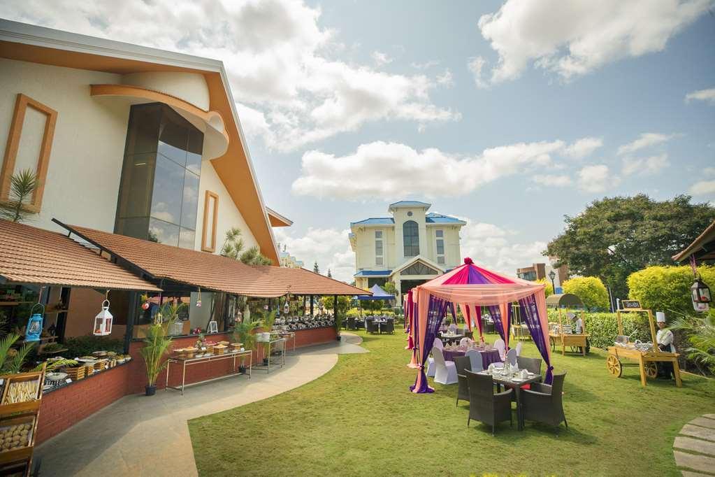 Clarks Exotica Convention Resort & Spa Devanahalli Exterior photo